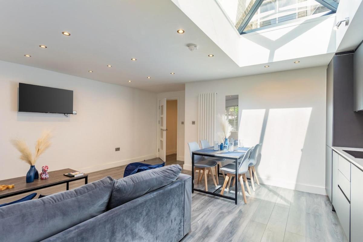 ロンドンStylish 2-Bed Flat In The Heart Of West Hampsteadアパートメント エクステリア 写真