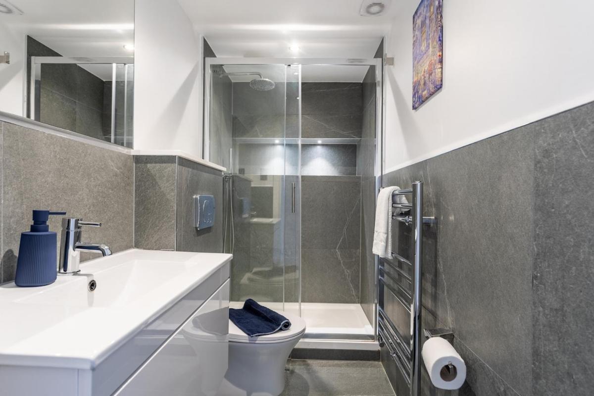 ロンドンStylish 2-Bed Flat In The Heart Of West Hampsteadアパートメント エクステリア 写真