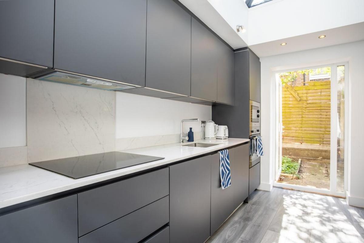 ロンドンStylish 2-Bed Flat In The Heart Of West Hampsteadアパートメント エクステリア 写真