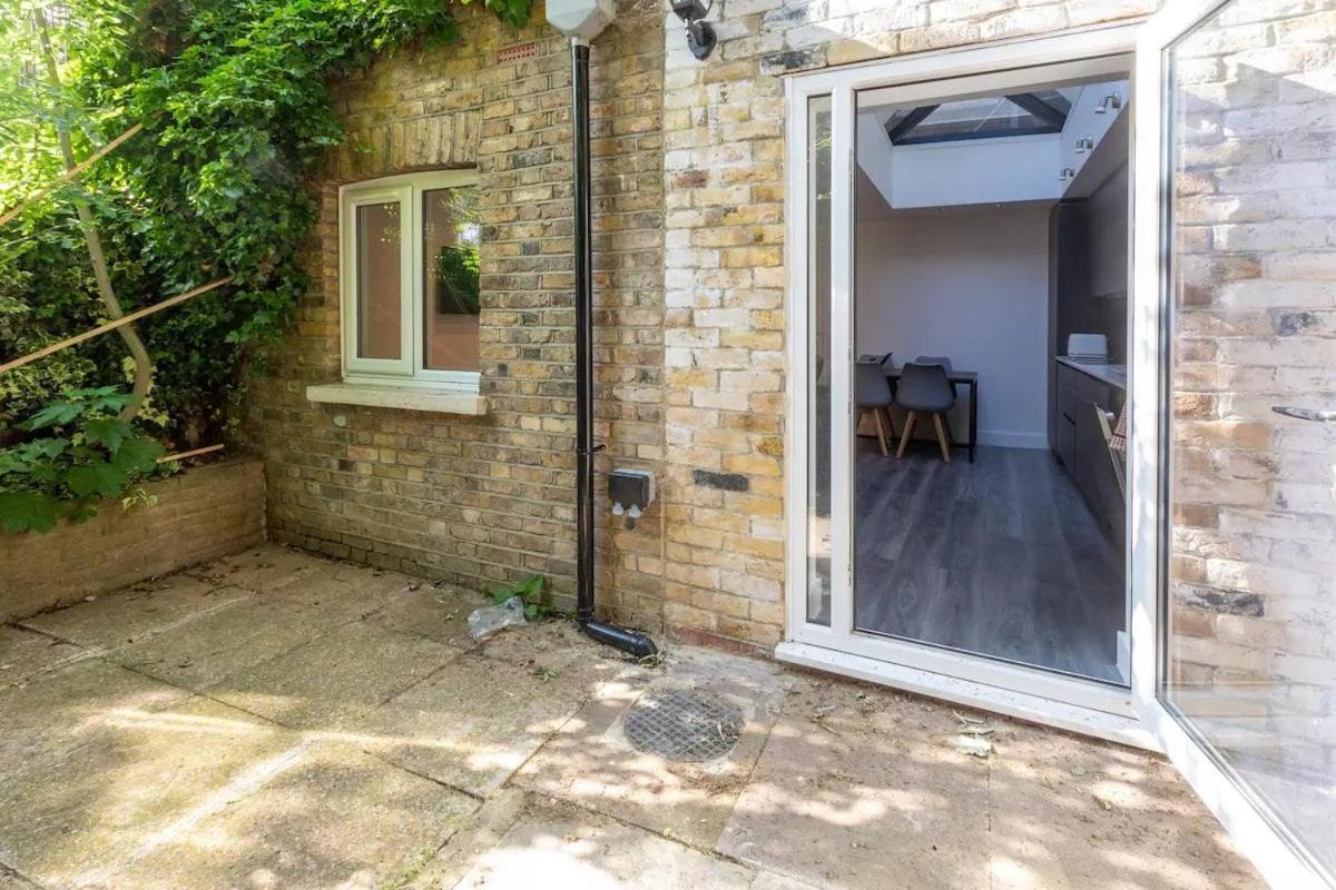 ロンドンStylish 2-Bed Flat In The Heart Of West Hampsteadアパートメント エクステリア 写真